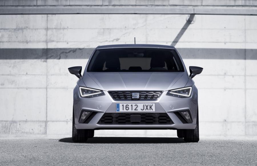  Seat Ibiza 2017 года  (WW) (фото 8 из 40)